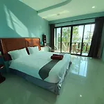 Barefeet Heaven Hill Naturist Resort