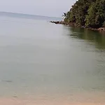 Jungle Bay Resort