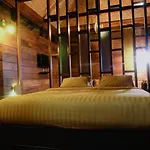 The For Rest Resort