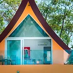 Sunset Emily Villas & Rooms