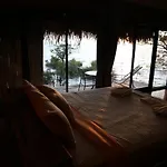 Wetlandcamp บ้านชายเล