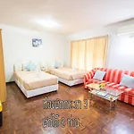 Baan Rug Nam Sai