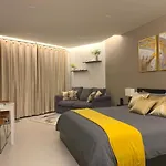 Top Floor Gorgeous Sunset View - Mae Phim Beachfront Condo
