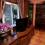 Love Bridge House บ้านสะพานรัก
