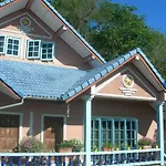 Oyo 851 On Hill Residence Patong
