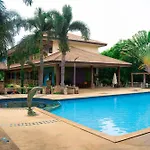 Muak Lek Forest Resort