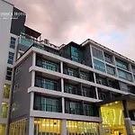 Sr Residence Hotel