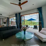 Folie Bleue Villa