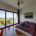 Folie Bleue Villa