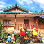 บ้านเรือนทอง