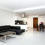 Koh Chang Beach Villas