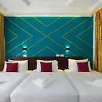 Araya Hotel
