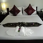 Khanom Sunrise Beach Resort