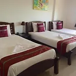 Phet Cha-Am Plaza And Resort