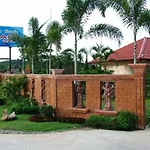 Oasis Resort