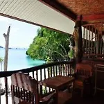 Phi Phi Popular Beach Resort