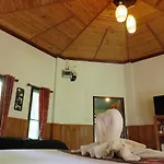 Macura Resort