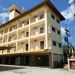 Jirasin Hotel & Apartment