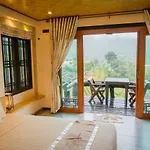 Lee Wine Ruk Thai Resort