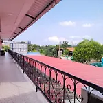 Baan Kaew Ruen Kwan