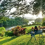 Aekpailin River Kwai Resort
