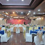 Lopburi Inn Hotel