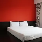 Chaweng Center Hotel