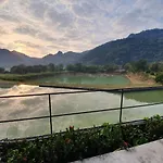 Avatarn Miracles Hotel, Uthai Thani