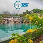 Pp Charlie Beach Resort