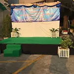 Charoenchit House