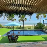 La Playa Beach Front Pool Villa Cha-Am,Huahin