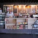 Papa\'S Home And Rabbit Cafe