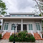 Baroque Boutique Resort
