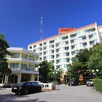 Caza V1 Serviced Apartment