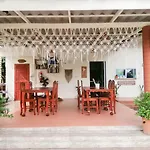 Samet Bellhouse
