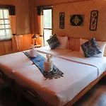 Macura Resort