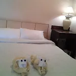 Penny\'S Home Stay Resort