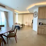 Paradise Ocean View Beach Front Condominium In Pattaya