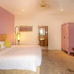 Sanae Beach Hua Hin