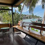 Breeze Bay Villa