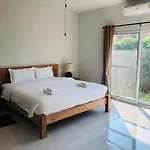 Relax Garden House