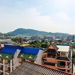 Dear Hotel
