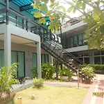 Maya Koh Lanta Resort