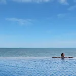 Sara Beachfront Boutique Resort