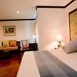 Cucumber Inn Suite