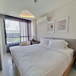 Veranda Residence Hua Hin 1Br Beachfront