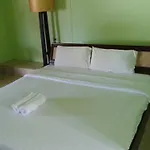 Baan Kluaymai Guesthouse