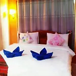 Palm Inn Lipe