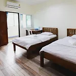 บ้านสวนชนะจน