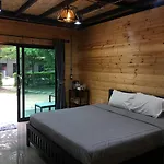 The Loft Resort Kabin Buri